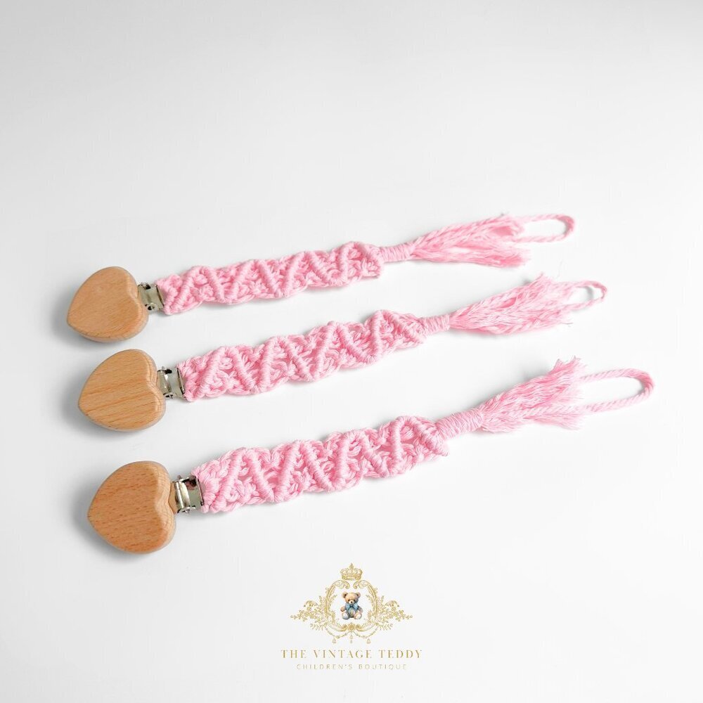 NWT Macramé Baby Pacifier Clip Wooden Heart Bohemian Clip-on to Baby Clothes